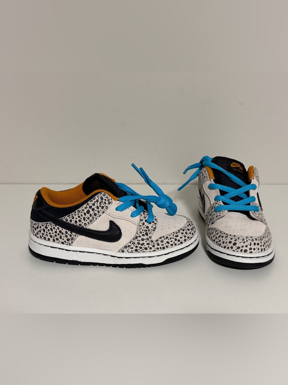 Nike SB Dunk Low Sneaker Gray Black Blue Suede Animal Print 9C Toddler - NEW